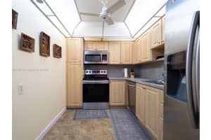 1000 St Charles Pl APT 601, Pembroke Pines, FL 33026, - MLS#A11730145