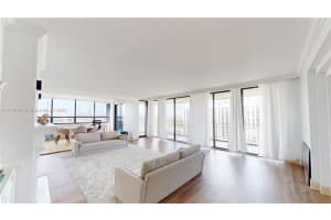 11113 Biscayne Blvd, Miami, FL 33181, Sold 05/20/25