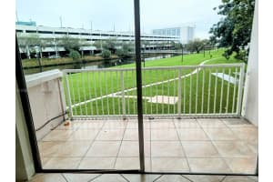 7348 SW 82nd St, Miami, FL 33143, Sold 04/10/25