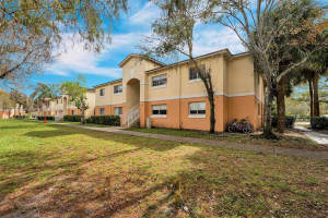3650 N 56th Ave, Hollywood, FL 33021, Sold 03/14/25