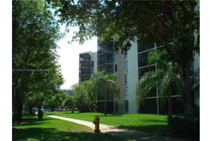 3101 N Country Club Dr APT 306, Aventura, FL 33180, - MLS#A11730257
