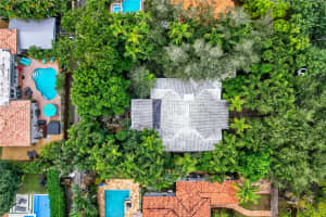 318 NE 101st St, Miami Shores, FL 33138, Sold 03/24/25