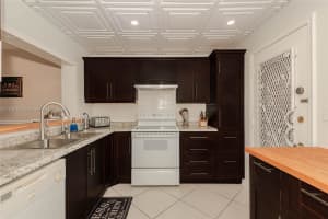301 NE 14th Ave, Hallandale Beach, FL 33009, Sold 05/19/25