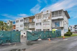2200 Park Ln, Hollywood, FL 33021, Sold 03/17/25