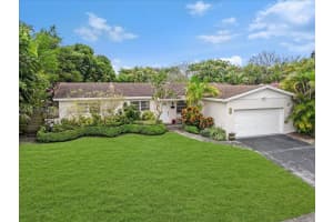 9350 SW 77th St, Miami, FL 33173, Sold 05/13/25