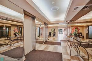 7050 NW 44th St APT 402, Lauderhill, FL 33319, - MLS#A11730366
