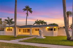 750 Harrison St, Hollywood, FL 33019, Sold 04/30/25