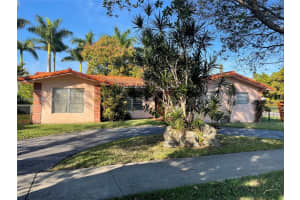 6701 SW 48th St, Miami, FL 33155, Sold 03/17/25