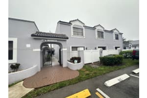 11611 NW 11th St, Pembroke Pines, FL 33026, Sold 03/17/25