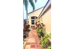 793 Chimney Rock Rd, Weston, FL 33327, Sold 02/25/25
