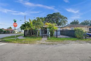 1400 NW 70th St, Miami, FL 33147, Sold 03/03/25