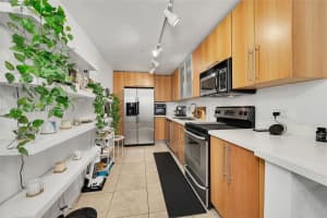 7501 E Treasure Dr APT 4H, North Bay Village, FL 33141, Sold 08/13/25