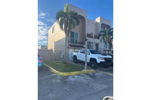 1062 W 42nd Pl, Hialeah, FL 33012, Sold 04/02/25