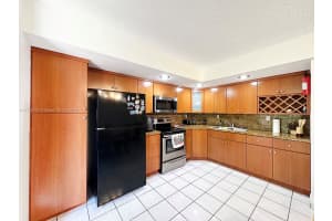8065 SW 107th Ave APT 311, Miami, FL 33173, Sold 06/20/25