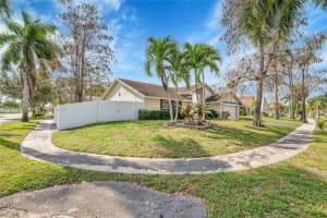 7100 NW 49th Ct, Lauderhill, FL 33319, Sold 05/16/25