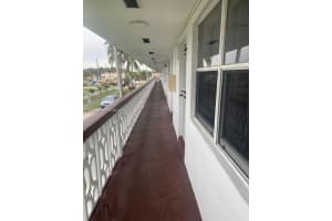 122 Ne 204th St 21, Miami Gardens