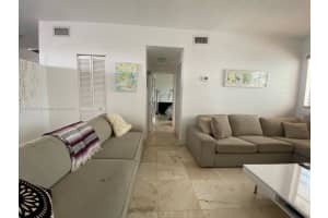 1045 Lenox Ave. APT 4, Miami Beach, FL 33139, - MLS#A11730963
