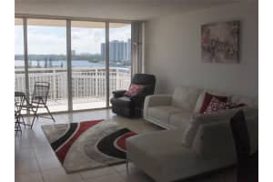 18031 Biscayne Blvd 1103, Aventura