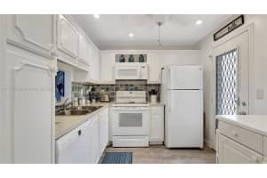1025 SE 2nd Ave, Dania Beach, FL 33004, Sold 05/01/25