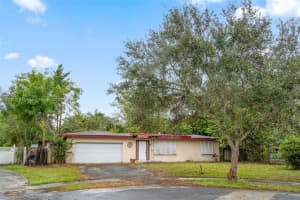 561 SW 60th Ave, Plantation, FL 33317, Sold 04/16/25