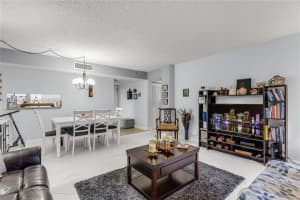8045 SW 107th Ave APT 213, Miami, FL 33173, Sold 05/22/25