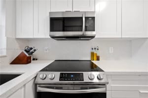 160 NE 8th Ave APT 9B, Hallandale Beach, FL 33009, - MLS#A11731180