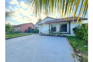 30200 SW 161st Ct, Homestead, FL 33033, Sold 05/07/25