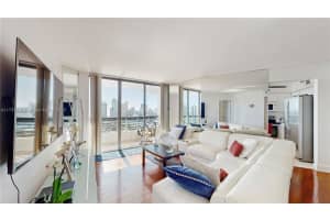 19195 NE 36th Pl #2907, Aventura, FL 33180, Sold 05/30/25
