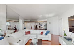 19195 NE 36th Pl #2907, Aventura, FL 33180, Sold 05/30/25