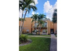 17911 NW 68th Ave APT M104, Hialeah, FL 33015, - MLS#A11731382