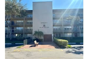 801 Sw 133rd Ter 415k, Pembroke Pines