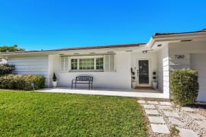 7280 Miami Lakeway S, Hialeah, FL 33014, Sold 04/25/25
