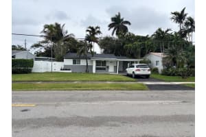 1426 Arthur St Hollywood, FL 33020 - MLS#A11731581