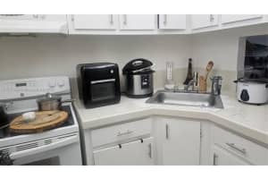 801 NW 47th Ave, Miami, FL 33126, Sold 05/09/25