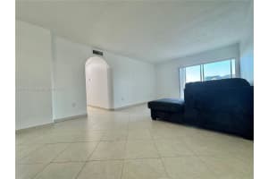 400 Kings Point Dr APT 411, Sunny Isles Beach, FL 33160, - MLS#A11731735