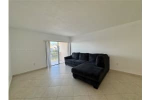 400 Kings Point Dr APT 411, Sunny Isles Beach, FL 33160, - MLS#A11731735