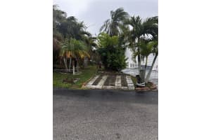 35250 SW 177th Ct, Homestead, FL 33034, Sold 06/18/25