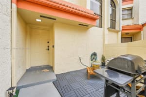 3435 Laurel Oaks Ln 603 Hollywood, FL 33021 - MLS#A11731841