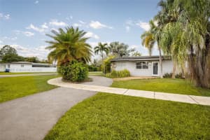 17275 SW 302nd St, Homestead, FL 33030, Sold 04/25/25
