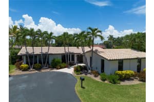 636 Hibiscus Dr 0, Hallandale Beach, FL 33009 - MLS#A11731904