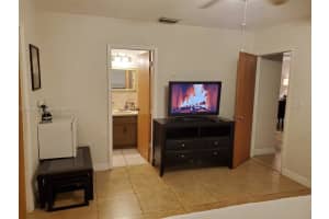 1480 Room#1 Sw 6th Ave Fort Lauderdale, FL 33315 - MLS#A11731982