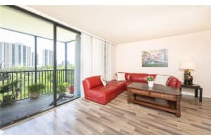 3301 N Country Club Dr, Miami, FL 33180, Sold 04/30/25