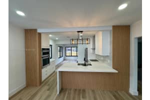 565 NW 98th St, Miami, FL 33150, Sold 04/09/25