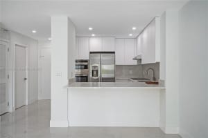 1450 Lincoln Rd APT 409, Miami Beach, FL 33139, Sold 05/12/25