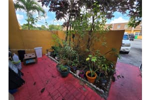 5958 NW 29th Pl, Sunrise, FL 33313, Sold 03/03/25