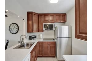 3506 NW 49th Ave APT 511, Lauderdale Lakes, FL 33319, - MLS#A11732253