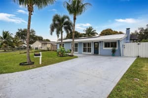 6910 Coolidge St, Hollywood, FL 33024, Sold 03/17/25