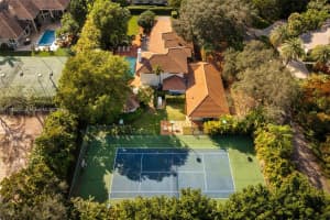 5922 Sw 105th St, Pinecrest