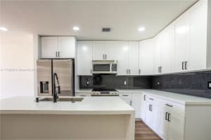 6891 SW 16th Ct, Pompano Beach, FL 33068, Sold 04/21/25