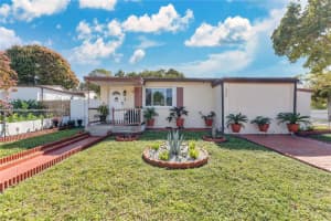 380 Nw 133rd St, North Miami